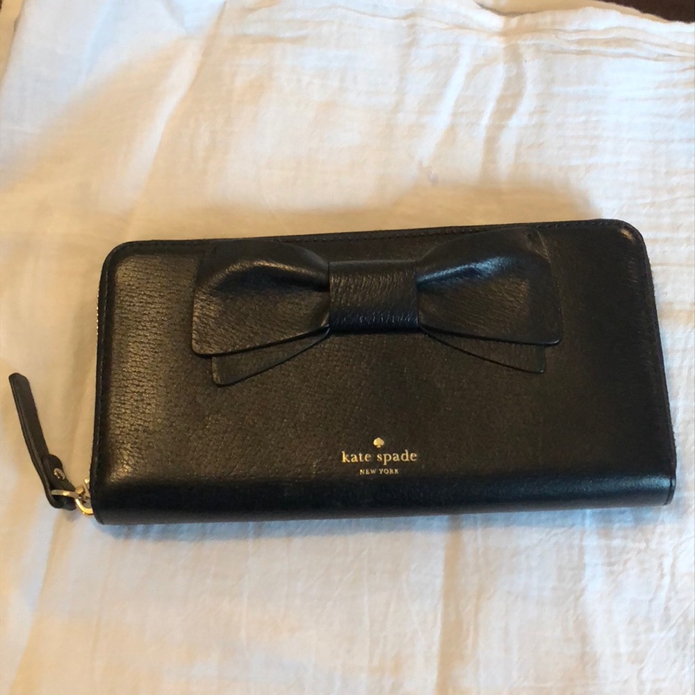 COPY - COPY - NWOT Kate Spade black wallet
